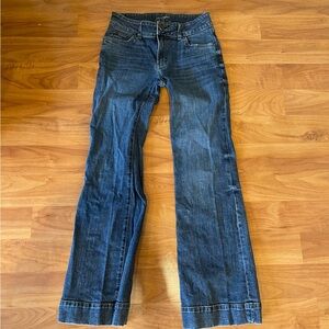 Wrangler Blue Flare Wide Leg Jeans, size 4/5 32”
